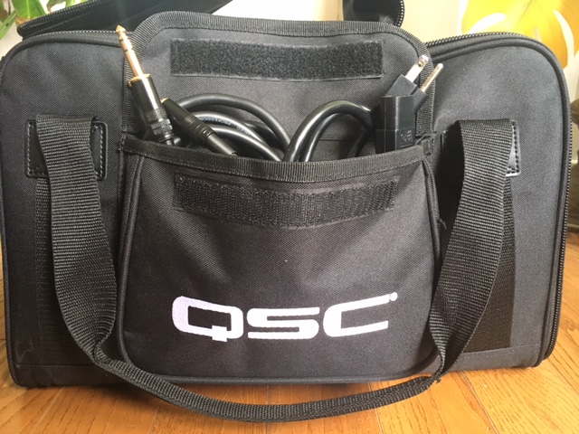 QSC-CP8TOTE-side-pocket